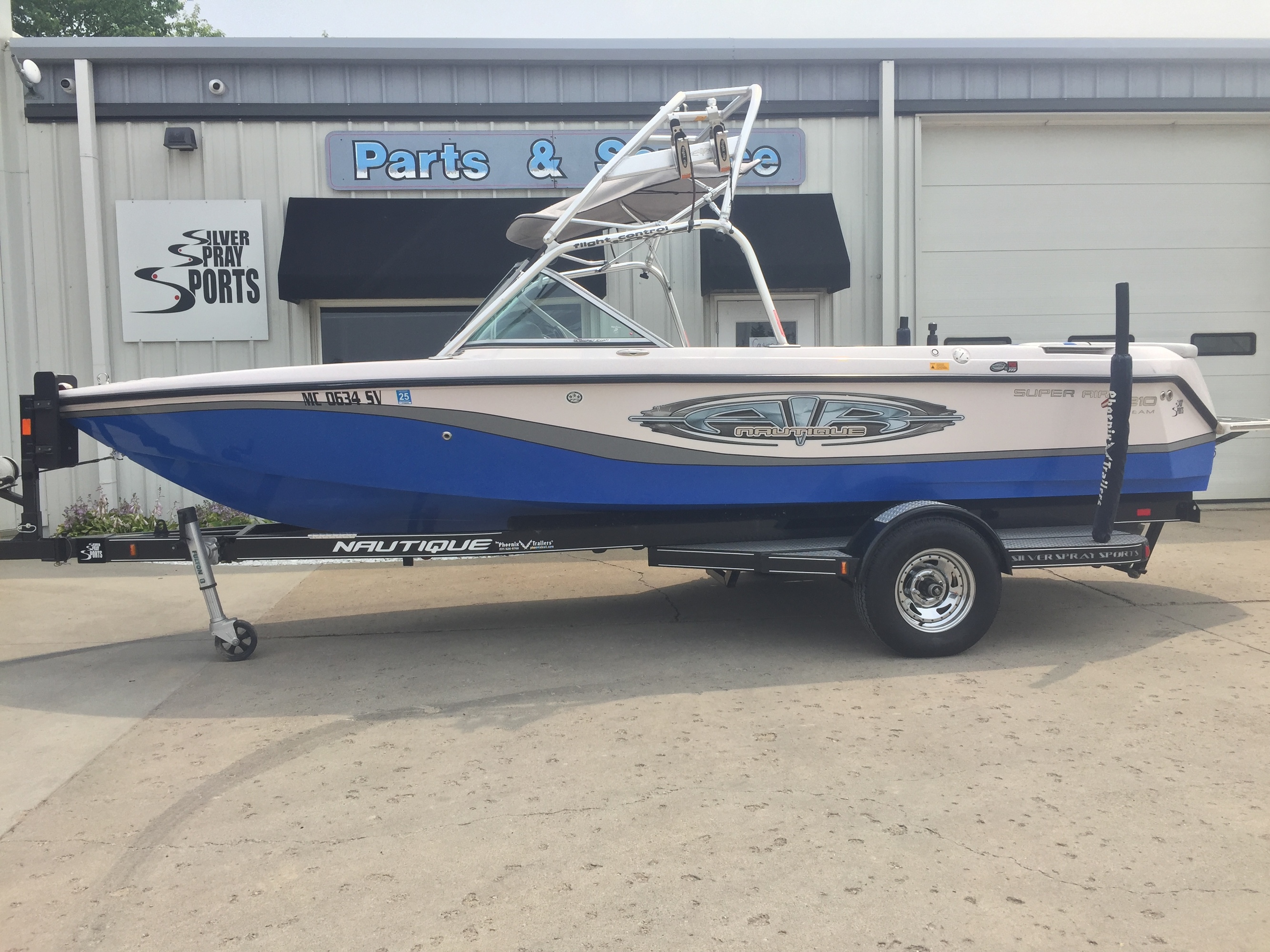 Silver Spray Sports New & Used Boats, Sales, Parts, Service, and